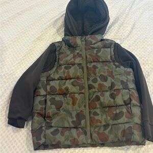 Old Navy Kids Green and Brown Camo Puffer Jacket